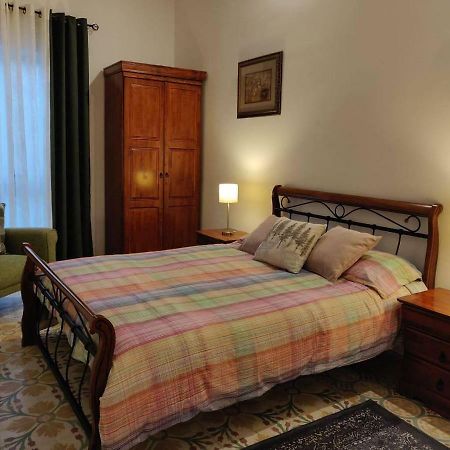Rons Town House Leilighet Tarxien Eksteriør bilde
