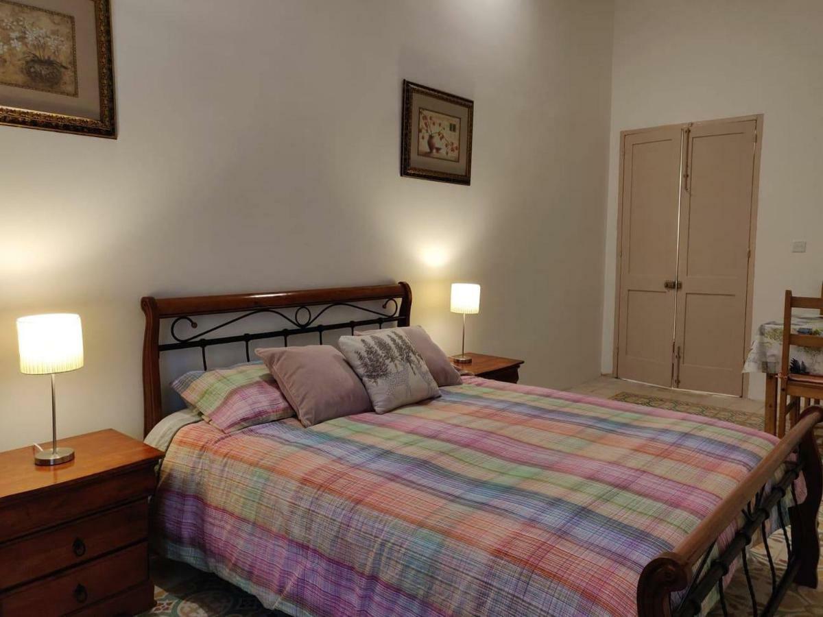 Rons Town House Leilighet Tarxien Eksteriør bilde
